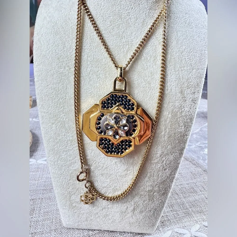 Ann Taylor Elegant Gold and Black Stones Pendant Necklace